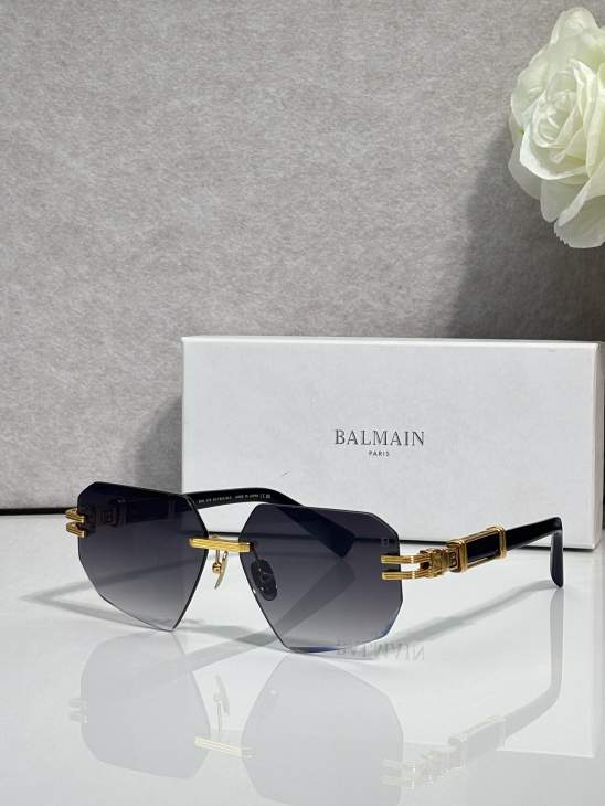 Picture of Balmain Sunglasses _SKUfw79759861fw